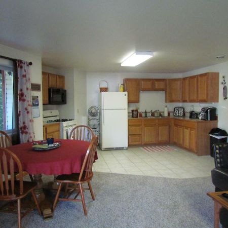 Peaceful 3 Bdrm Alaskan Getaway Уасила Екстериор снимка